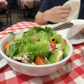 Grimaldi's Pizzeria - House salad - Pizza Near Me - Las Vegas, Nevada