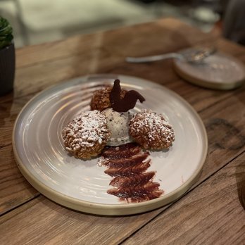 Yardbird - Fried Oreos - Southern Near Me - Dallas, Texas Yardbird - Fried Oreos - Southern Near Me - Dallas, Texas