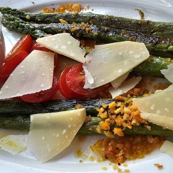 Casa Luca - Asparagi Verdi Alla Piastra Parmigiano $22 - Italian Near Me - Paris 08, 75