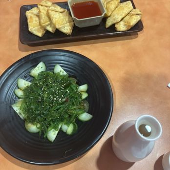 Hong Kong Palace Asian Restaurant - Seaweed salad & crab Rangoon - Chinese Near Me - Forsyth, Georgia Hong Kong Palace Asian Restaurant - Seaweed salad & crab Rangoon - Chinese Near Me - Forsyth, Georgia