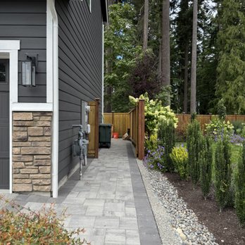 G&E Landscape Contractor - sideyard paver insstall complete - Landscaping Near Me G&E Landscape Contractor - sideyard paver insstall complete - Landscaping Near Me