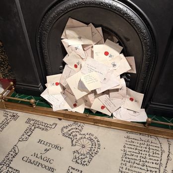 Harry Potter Shop - Books, Mags, Music & Video Near Me - New York, New York