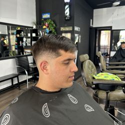Onyx Gentleman’s Parlor