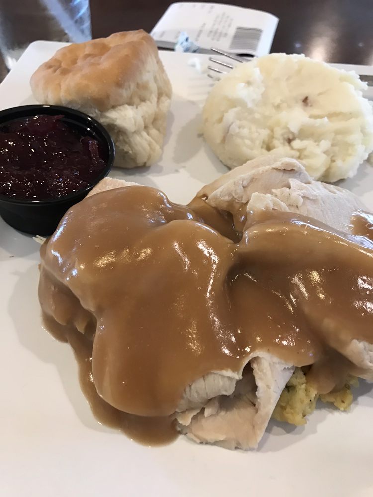 VILLAGE INN Updated August 2024 18 Photos & 20 Reviews 5925 Brady