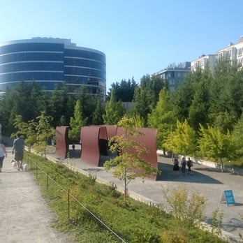Olympic Sculpture Park - Parks Near Me - Seattle, Washington Olympic Sculpture Park - Parks Near Me - Seattle, Washington
