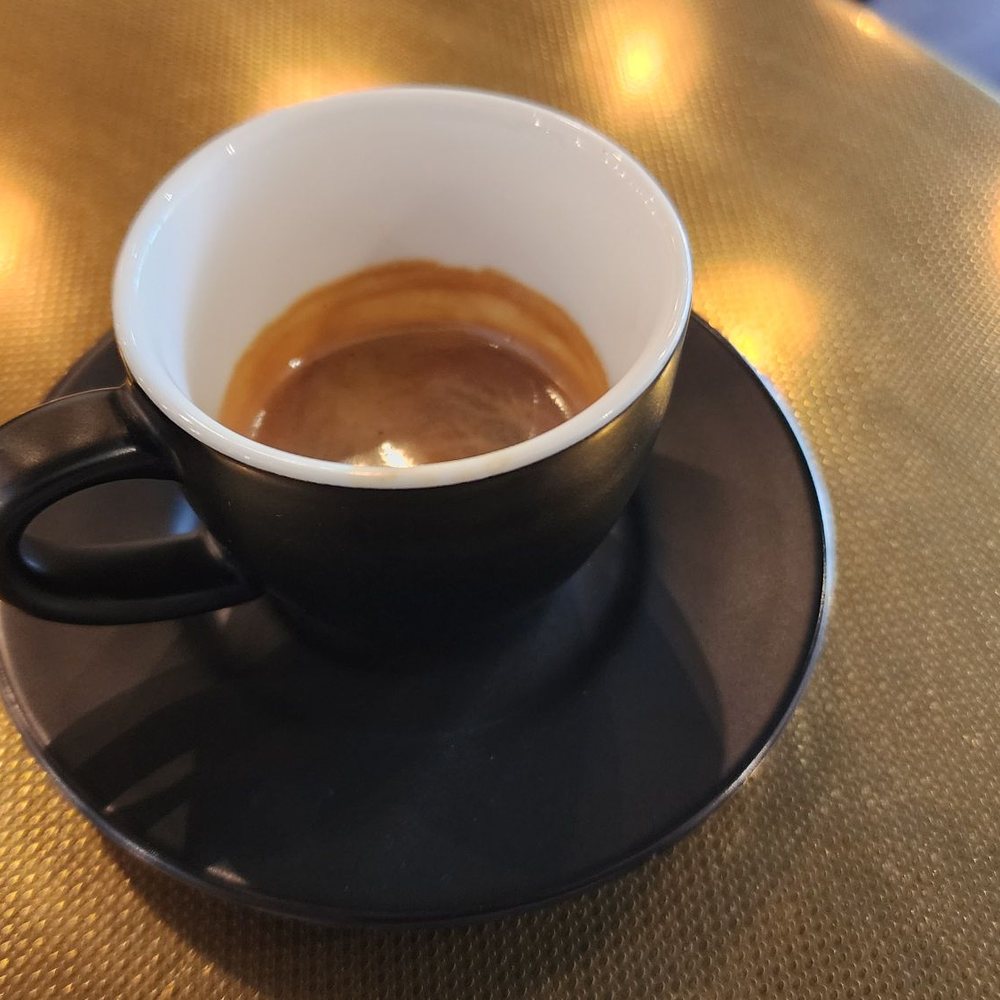 Ruah Cafe - Single espresso, dark slight acidic in a good way - Breakfast & Brunch Near Me - The Woodlands, Texas