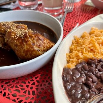 De Mole - Pollo con Mole Poblano - Mexican Near Me - Brooklyn, New York De Mole - Pollo con Mole Poblano - Mexican Near Me - Brooklyn, New York