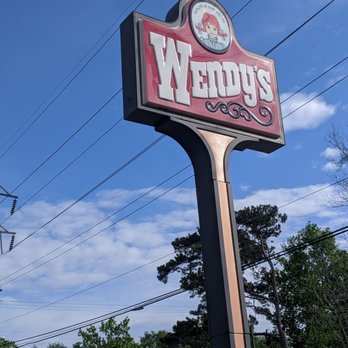 Wendy's - Wendy's - Fast Food Near Me - Charleston, South Carolina