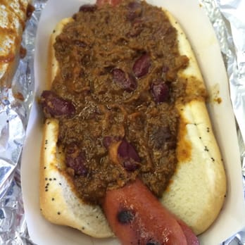 Gold Coast Dogs - Jumbo chili hot dog - Hot Dogs Near Me - Chicago, Illinois