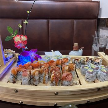 Yama Sushi Bar - Happy Family Roll, Tuna and avocado roll, Superman Roll - Sushi Bars Near Me - Glen Burnie, Maryland Yama Sushi Bar - Happy Family Roll, Tuna and avocado roll, Superman Roll - Sushi Bars Near Me - Glen Burnie, Maryland