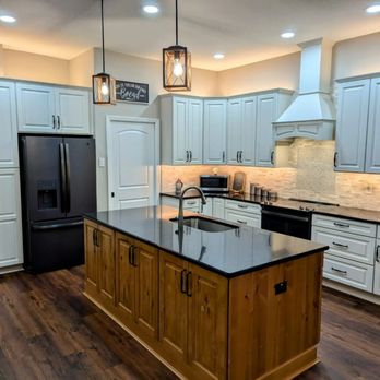 Deems Kitchens & Counters - Countertop Installation Near Me - Homosassa, Florida