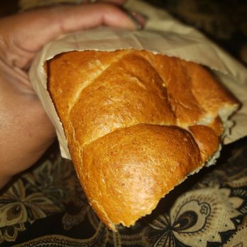 LongHorn Steakhouse - Bread - Steakhouses Near Me - Matthews, North Carolina LongHorn Steakhouse - Bread - Steakhouses Near Me - Matthews, North Carolina