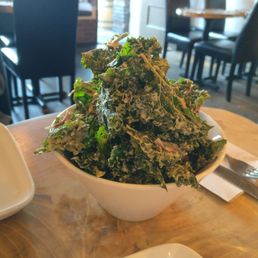 Kale chips (sour cream and onion flavor) Kale chips (sour cream and onion flavor)