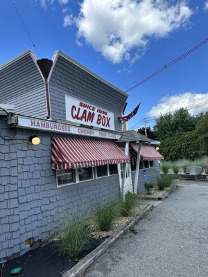 Clam Box of Ipswich by null
