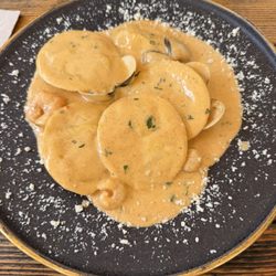 Dolce Vita - Seafood Ravioli - Shrimp, Scallops & Clams