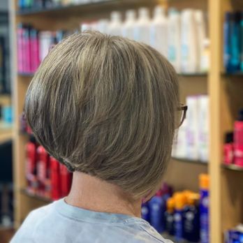 SmartStyle - Highlight & Haircut - Hair Salons Near Me - LAPEER, Michigan
