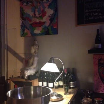 L'Imprévu - 22 décembre 2015 - Wine Bars Near Me - Marseille, 13 L'Imprévu - 22 décembre 2015 - Wine Bars Near Me - Marseille, 13