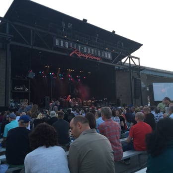 Summerfest - Dude playing the blues - Festivals Near Me - Milwaukee, Wisconsin