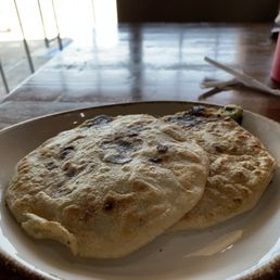 Pupusas Revueltas