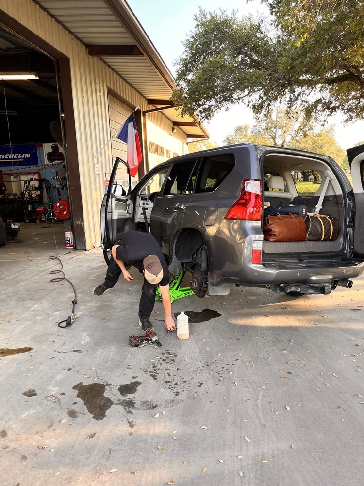 COLUMBUS TIRE CENTER ROADSIDE ASSISTANCE Updated September 2024 17