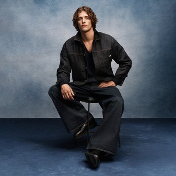Calvin Klein - Men's Clothing Near Me - Woodburn, Oregon Calvin Klein - Men's Clothing Near Me - Woodburn, Oregon