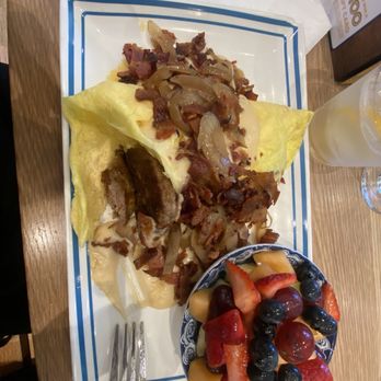 Biscuit Belly - Smoke show - Breakfast & Brunch Near Me - Charlotte, North Carolina