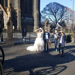 CitySightseeing Melbourne - Wedding photos being taken in front of a church we passed. There's a stop here.