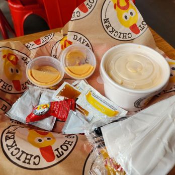Dave's Hot Chicken - Chicken Shop Near Me - Chicago, Illinois