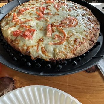 Paradox Brewery - Cauliflower pizza crust with tomatoes - Breweries Near Me - North Hudson, New York Paradox Brewery - Cauliflower pizza crust with tomatoes - Breweries Near Me - North Hudson, New York