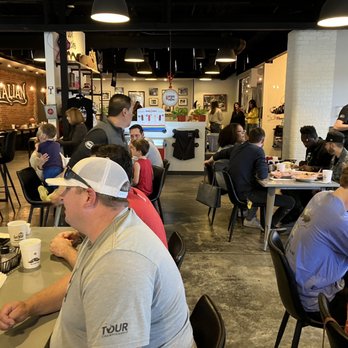 The Mad Italian - Inside - Italian Near Me - Chamblee, Georgia