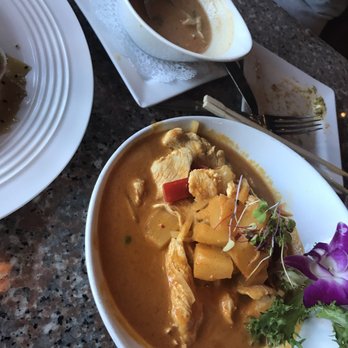 Siam Palace - Pineapple curry - Thai Near Me - Miami, Florida Siam Palace - Pineapple curry - Thai Near Me - Miami, Florida