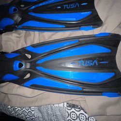 American Diving Supply - TUSA SOLLA ADJUSTABLE FINS. THE BEST ASPECT IS THAT THEY ARE ALSO COMFORTABLE AND PROVIDE YOUR SPEED!