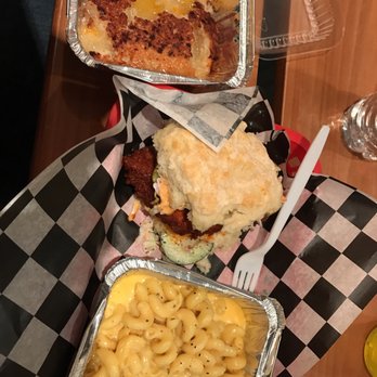 Roost Chicken & Biscuits - Top:Peach Cobbler, Mid: Nashville Hot Chkn on Biscuit, Bot:Mac n Cheez - Southern Near Me - Chicago, Illinois Roost Chicken & Biscuits - Top:Peach Cobbler, Mid: Nashville Hot Chkn on Biscuit, Bot:Mac n Cheez - Southern Near Me - Chicago, Illinois