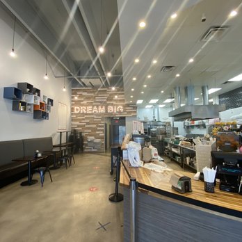 Party Cake Bakery - the interior of a restaurant - Bakeries Near Me - Miami, Florida Party Cake Bakery - the interior of a restaurant - Bakeries Near Me - Miami, Florida