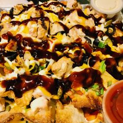 Lily's Lakeside Casual Dining - Lily's Famous Nachos with Chicken