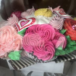 Walmart Supercenter - Valentines Cupcakes