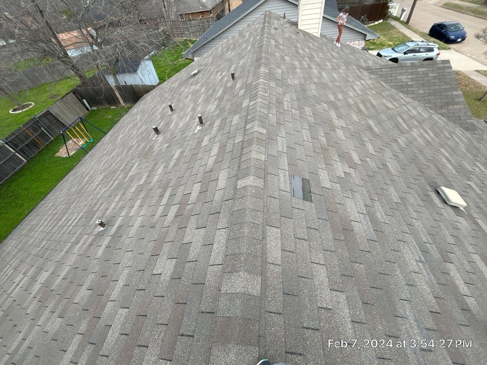 Slide of Berry Good Roofing & Efficiency