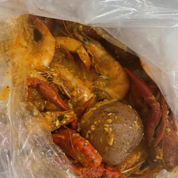 Craving Crab Haus - $2 off crawfish on Thursday's! - Cajun/Creole Near Me - Riverside, California