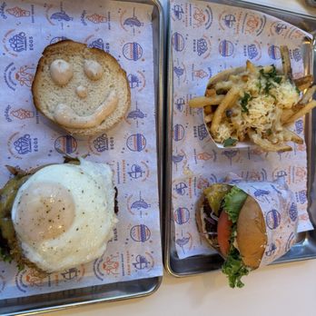 Super Duper Burgers - Burgers Near Me - San Mateo, California Super Duper Burgers - Burgers Near Me - San Mateo, California