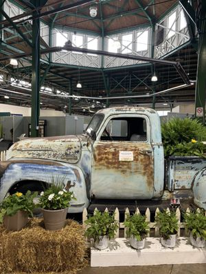 Horticulture Building by null