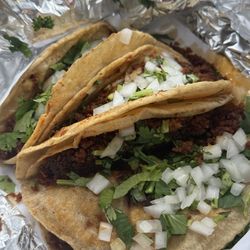 Taqueria Brenda Lee III - Tacos De Chorizo