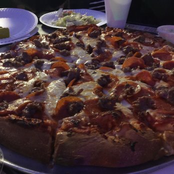 Rio's Pizza - Pizza Near Me - Montebello, California Rio's Pizza - Pizza Near Me - Montebello, California
