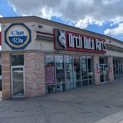 Arch Auto Parts - Full view