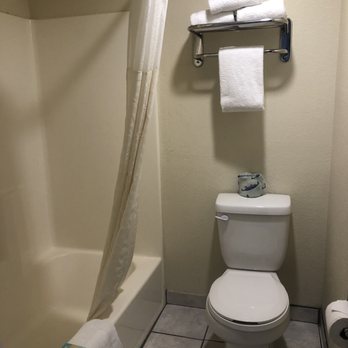 Edgewater Inn & Suites - Hotels Near Me - Pismo Beach, California Edgewater Inn & Suites - Hotels Near Me - Pismo Beach, California