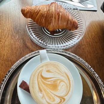 Kaffeehaus de Châtillon - Wiener Melange and Butter Croissant - Themed Cafes Near Me - Lynnwood, Washington Kaffeehaus de Châtillon - Wiener Melange and Butter Croissant - Themed Cafes Near Me - Lynnwood, Washington