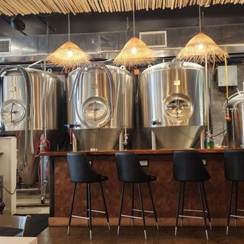 Olohana Brewpub By Kalihi Beer - The brews - Brewpubs Near Me - Honolulu, Hawaii