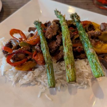 Artisan Kitchen & Bar - Lunch special - Sandwiches Near Me - Key Biscayne, Florida Artisan Kitchen & Bar - Lunch special - Sandwiches Near Me - Key Biscayne, Florida