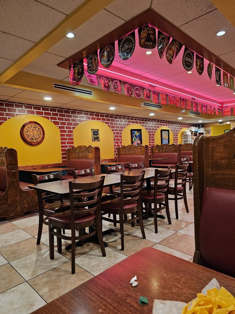 Los Arcos Mexican Restaurant Bar and Grill