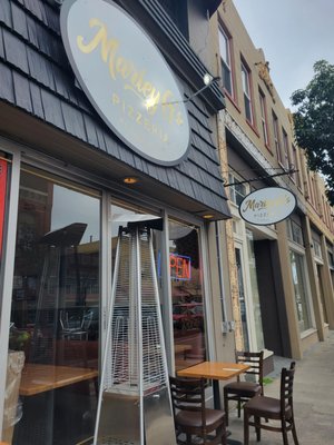 Marley G's Pizzeria by null