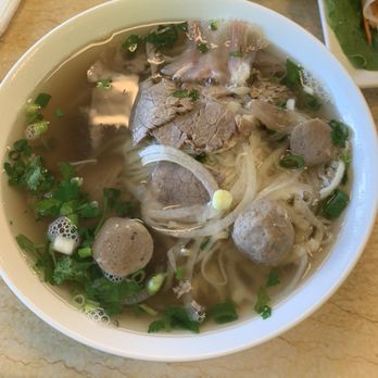 Stadium Pho - Combination - Vietnamese Near Me - Honolulu, Hawaii Stadium Pho - Combination - Vietnamese Near Me - Honolulu, Hawaii